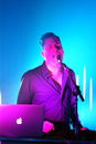 cvnt20110964.jpg