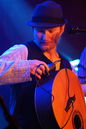 sgxf20120593.jpg